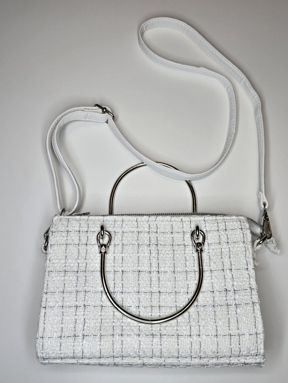 White Tweed Crossbody Handbag Silver Ring Top Handle Metallic Accent Plaid Purse